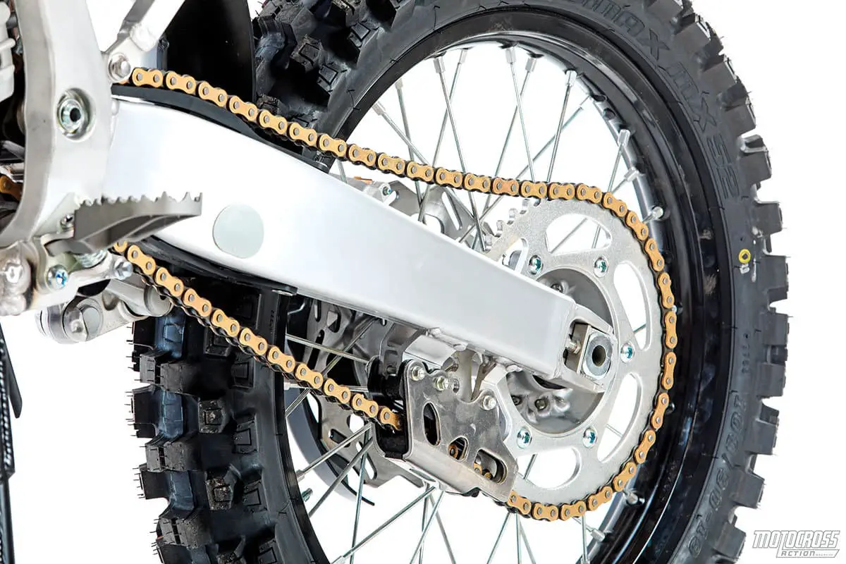 By adding a tooth to the rear, you can make the usable power easier to reach, but that means your left foot will be busy.