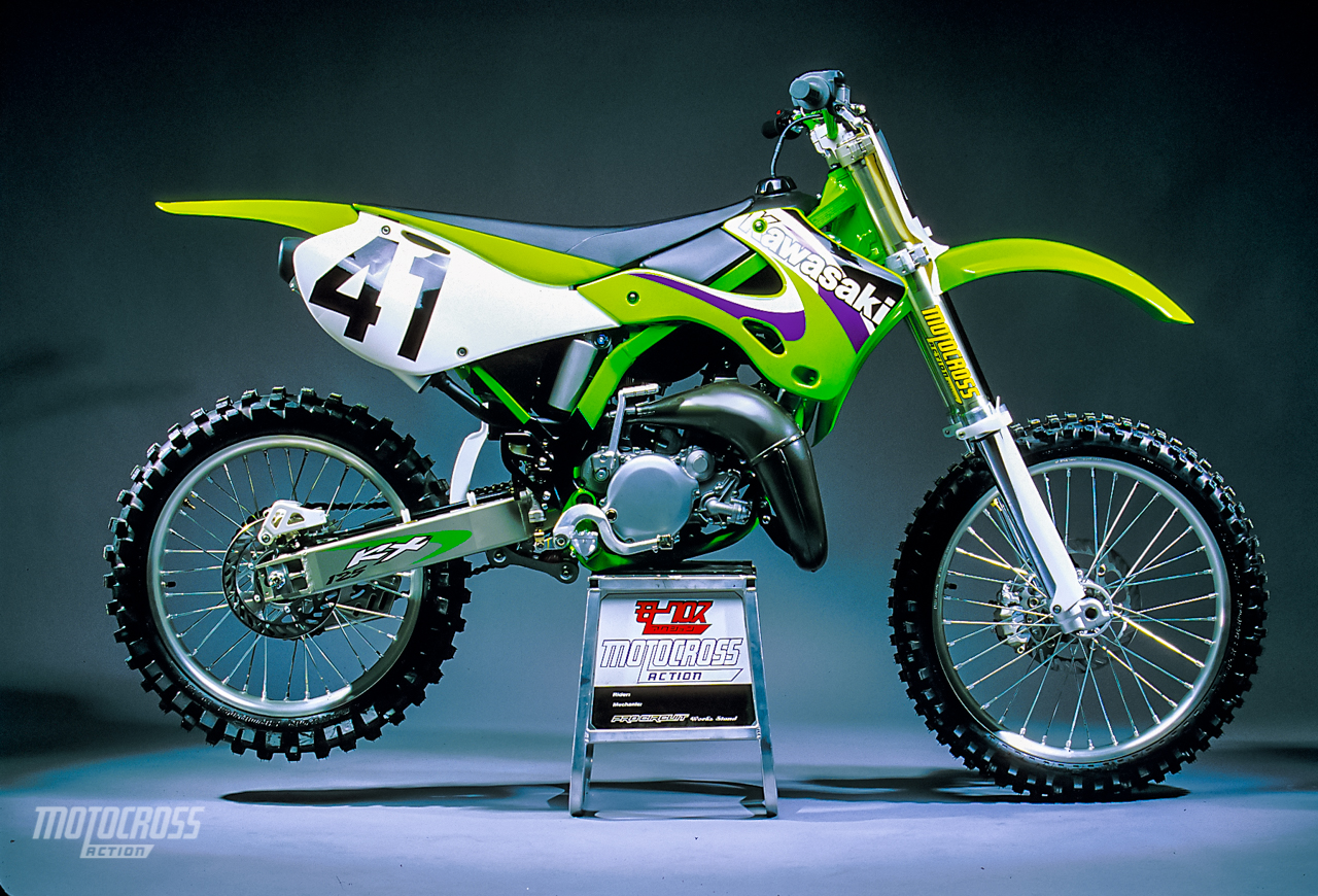 Kx 125 4 deals stroke