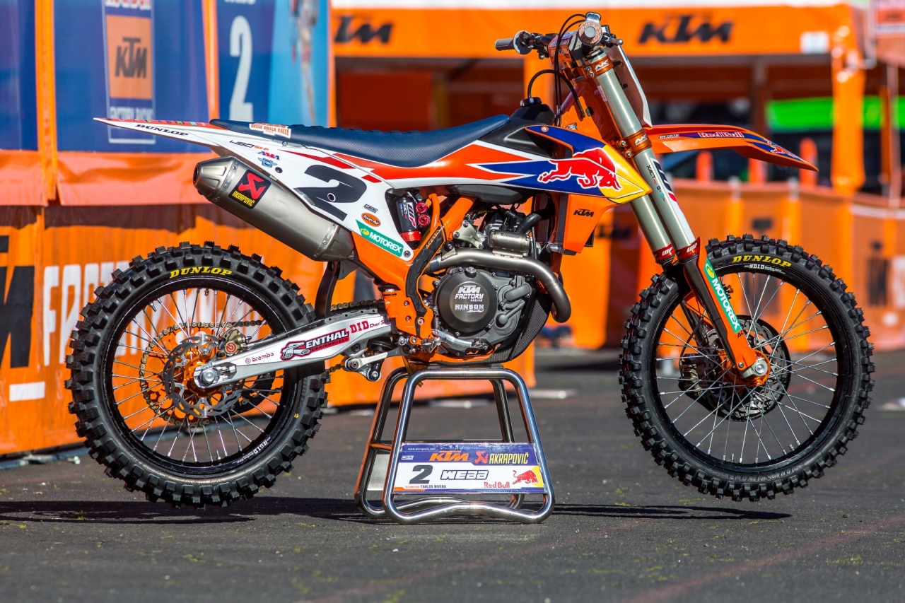 Mxa 视频 在cooper Webb 的red Bull Factory Ktm 450sxf 与carlos Rivera 的内部 越野摩托车 行动杂志