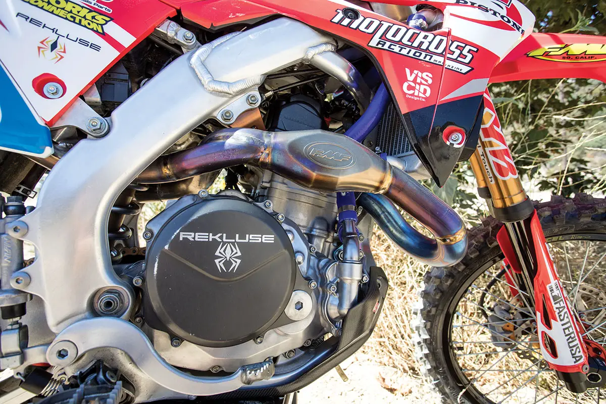 我们打造更好 更快的本田crf450 越野摩托车行动杂志