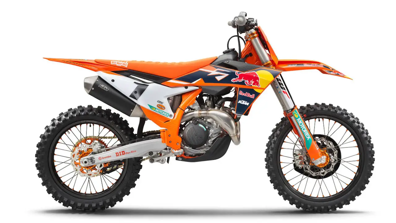 FIRST LOOK! 2022 KTM FACTORY EDITION 450SXF UNVEILED - Motocross Action