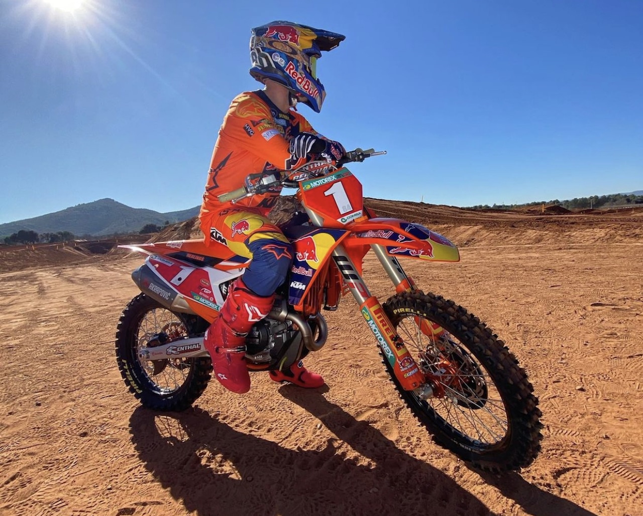 JEFFERY HERLINGS INJURED JUST 20-DAYS BEFORE 2022 MXGP SEASON OPENER -  Motocross Action Magazine