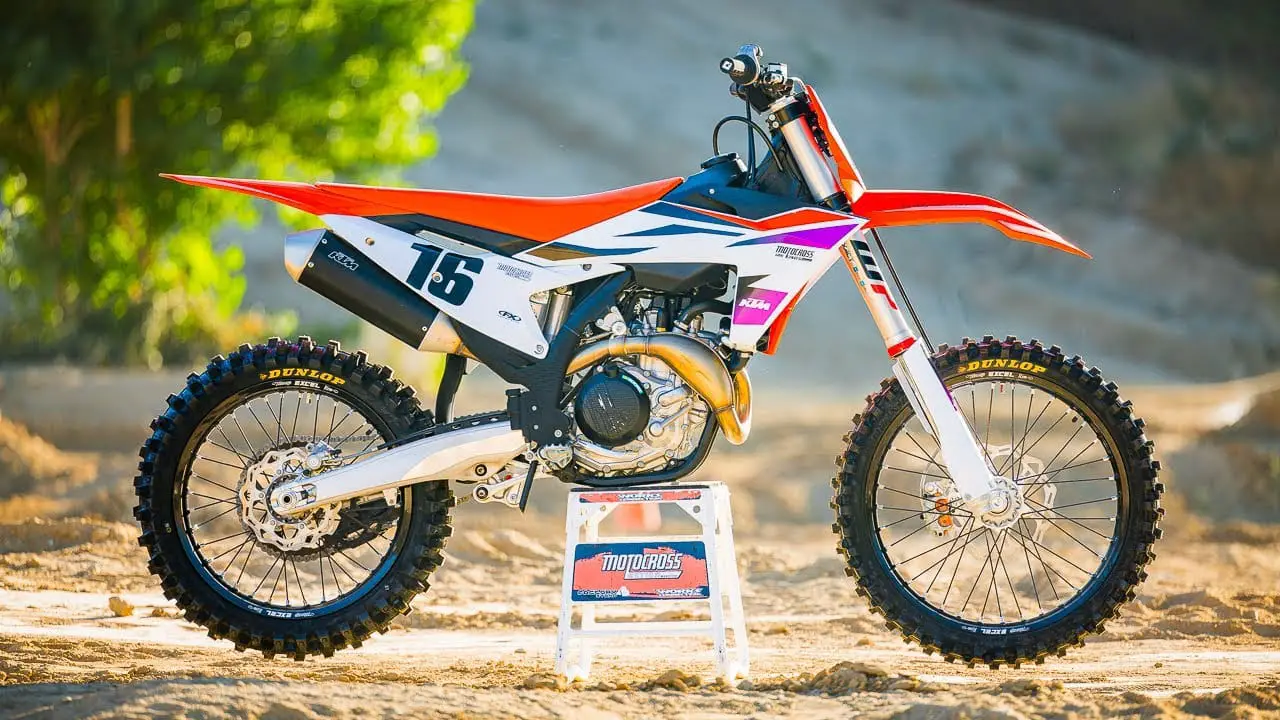 First Ride 2023 KTM 450SXF - Dirt Bike Magazine 