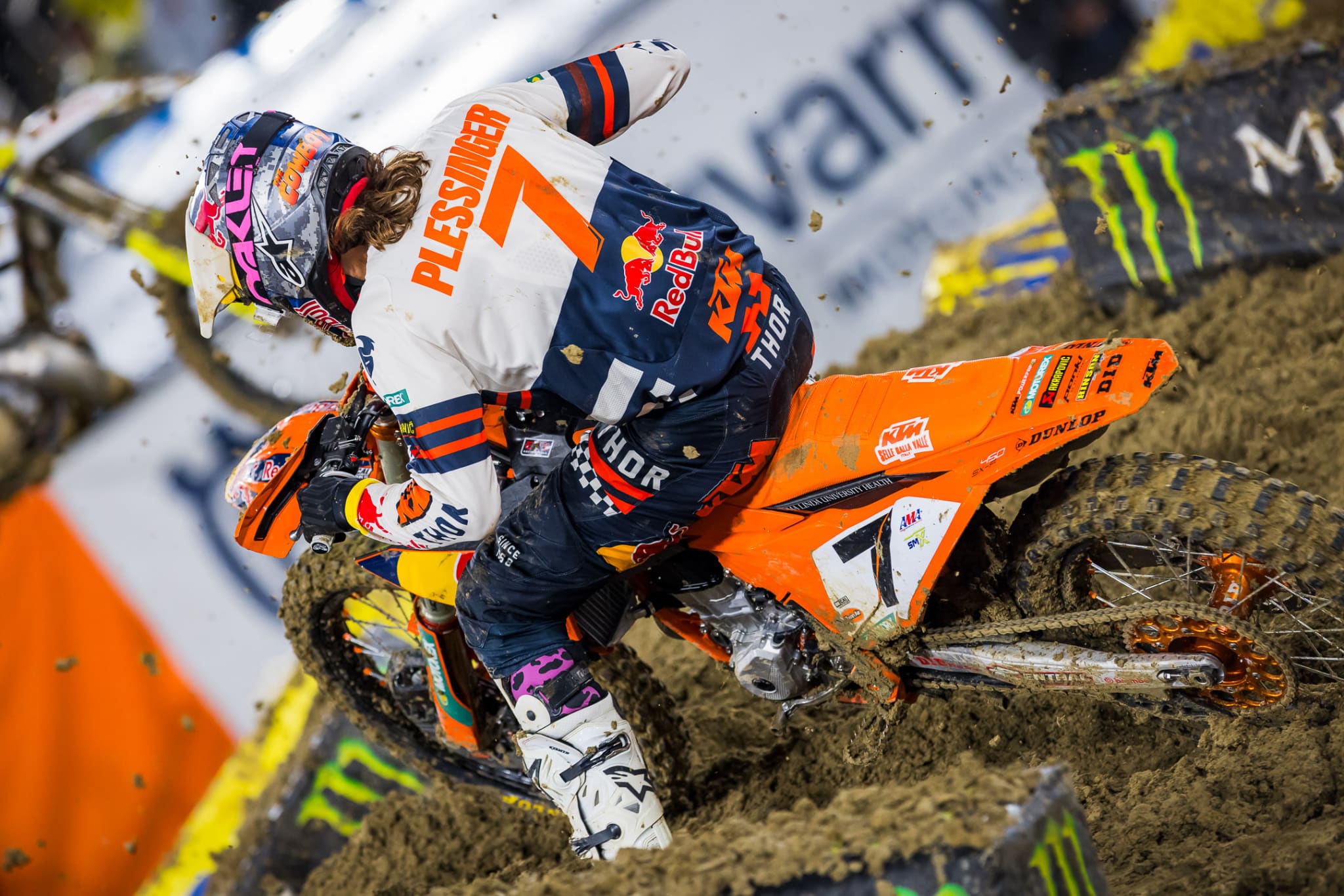 2024 SUPERCROSS POINT STANDINGS (AFTER ROUND 3 OF 17) Motocross