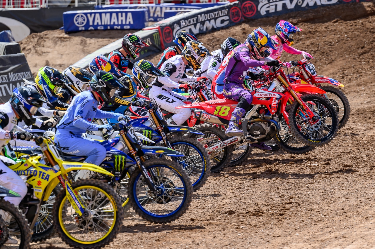<div>WATCH THE 2024 SUPERCROSS FINALS: FOUR AMA CHAMPIONSHIPS DECIDED & ONE ICON RETIRES</div>