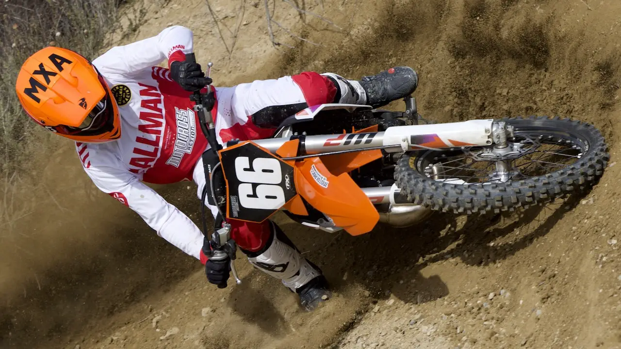 MXAレーステスト：2024 KTM 125SXXNUMXストロークの実際のテスト