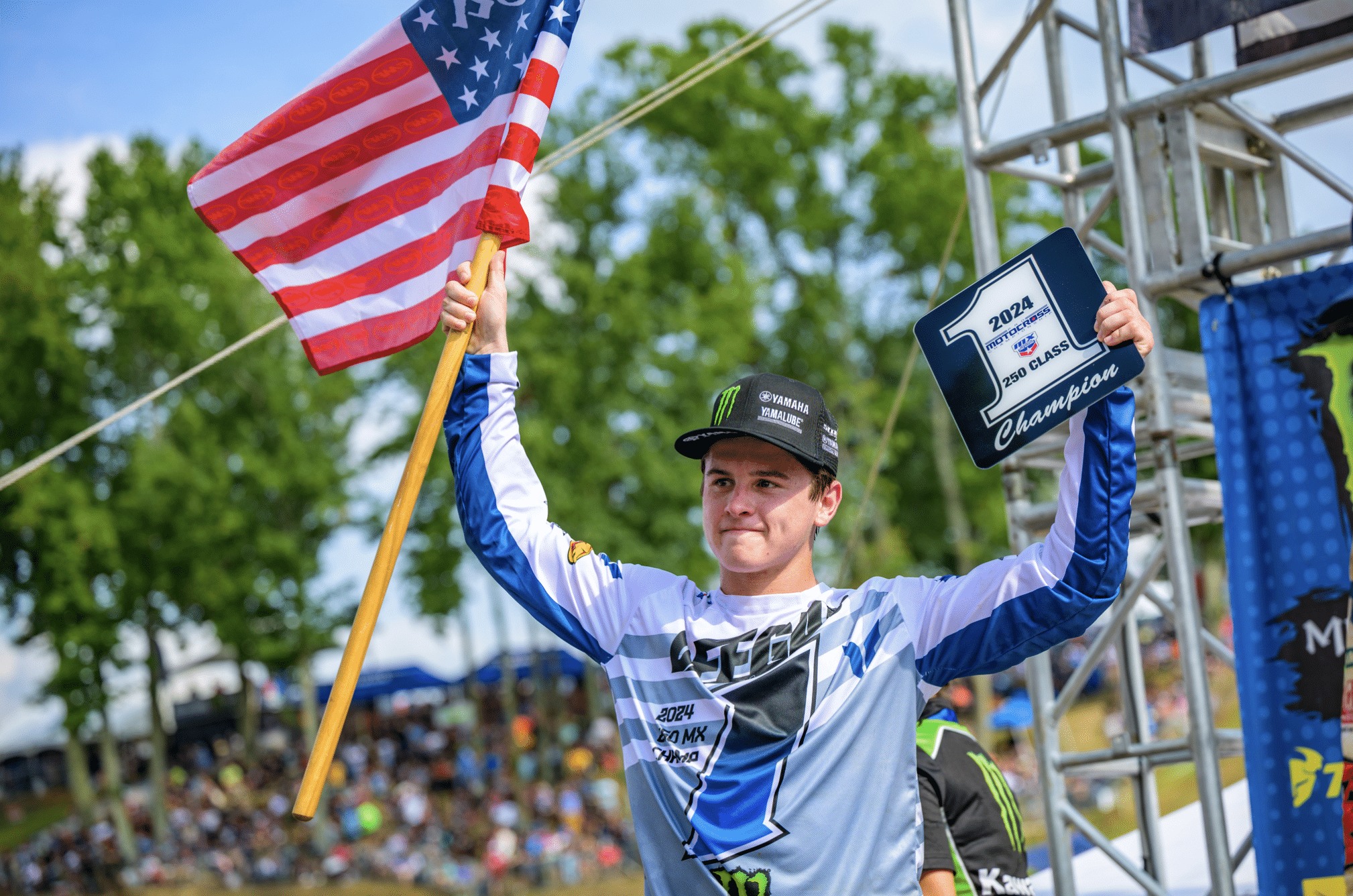 Dandadan\, image size:2018x1336