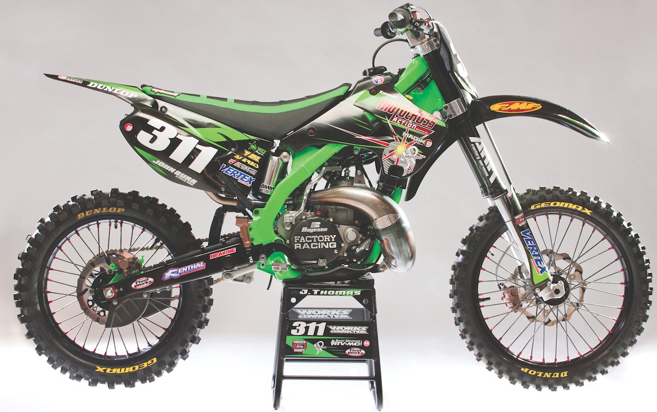 TWO-STROKE TEST: SALVAGING THE TERRIBLE 2006 KX250 - Action Magazine